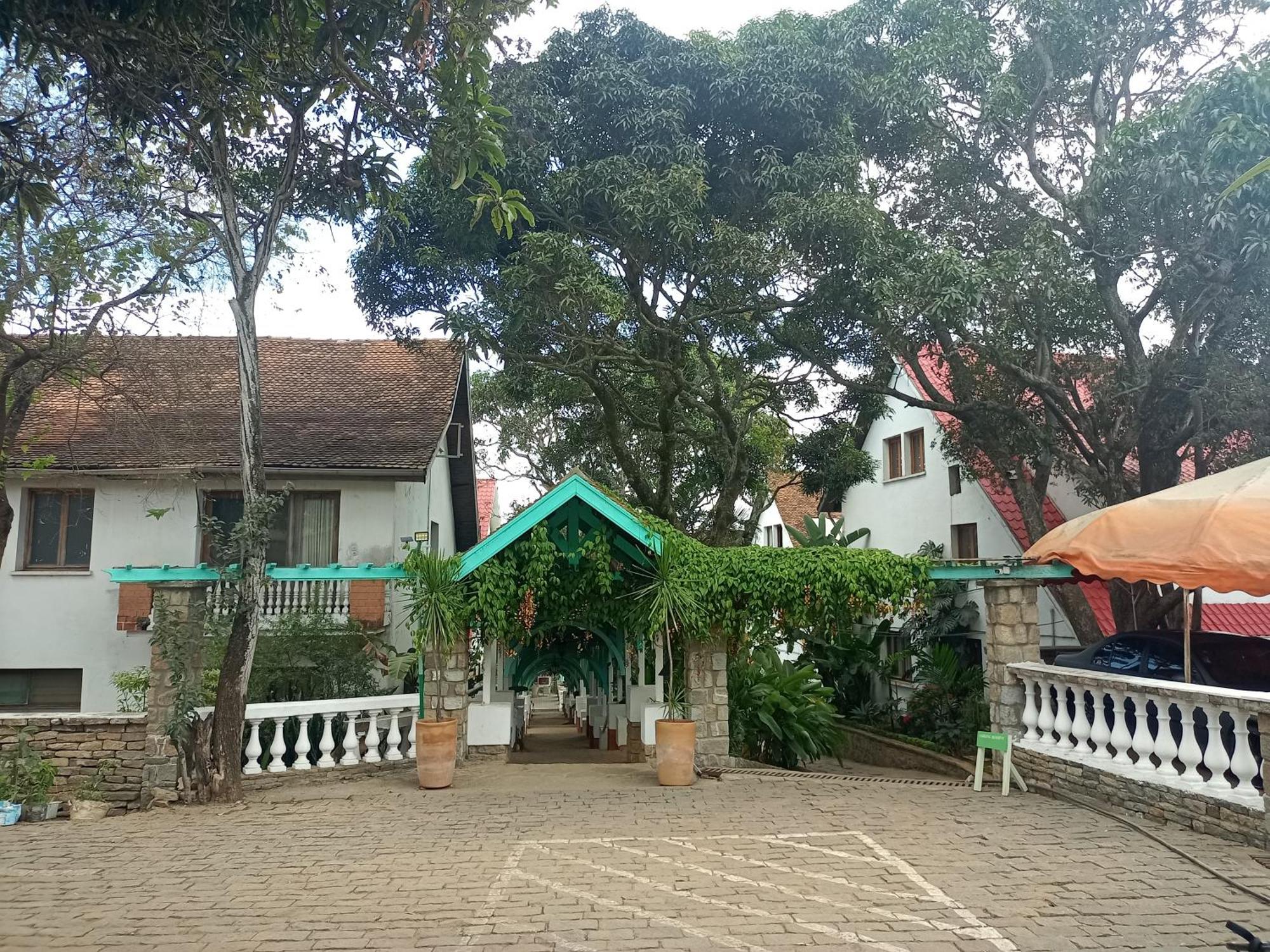 La Residence D'Ankerana Ανταναναρίβο Εξωτερικό φωτογραφία